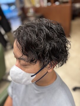 リル 西宮(LiL') [LiL'西宮 ]ツイストスパイラルパーマ