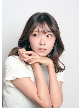 ソアレ(soiree) 大人向けの自然に盛れる韓国メイク