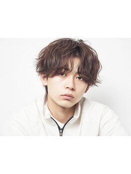 【江坂駅徒歩3分】トレンド×似合わせであなただけのパーマスタイルに！[カット＋スパイラルパーマ￥7980]