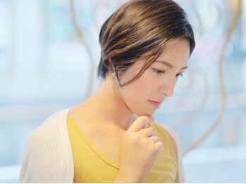 ヘアーズクルー(hair's Crew)の写真/気になる白髪もしっかりカバーし自然な仕上がりへ！大人女性ならではのお悩みにも寄り添います！