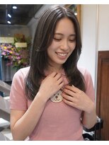 グッドフェローズ キタホリエ(GoodFellas kitahorie)&nbsp;ナチュラルレイヤーと透明感グレージュカラーハイトーン艶感