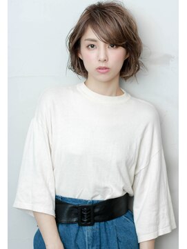 リリア(LILIA.) ナチュラルボブ