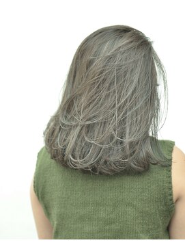 サンヘアアンドメイク(Sa N. HAIR MAKE) ミディアムマットグレージュ