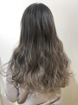 コロ(COLO) 【COLO 吉祥寺 都甲菜穂】グラデーションベージュカラー