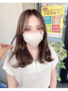 ガルボ ヘアー(garbo hair) #センターパート#ハイライトカラー#波巻き#韓国風#ギャル