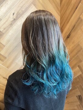 アース 岩槻店(HAIR&MAKE EARTH) 個性派グラデーション！ターコイズブルーカラー