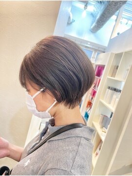 ニューライン 豪徳寺 山下(New-Line) 癖毛も収まるお洒落ミニショート