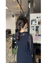 ヘアー リードレス(hair Re:dress)&nbsp;ガーリーゆるふわ編み下ろし結婚式 二次会 お呼ばれ イベント