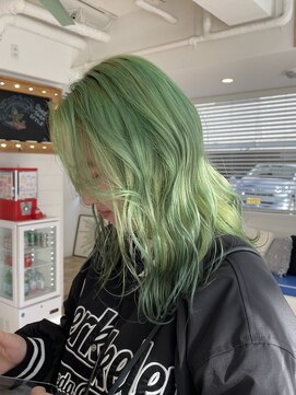 バズ(BUZZ) グリーンカラー!