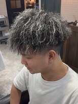 アミーゴ(AMIGO)&nbsp;ツイストパーマ×ホワイトメッシュ　京都　山科