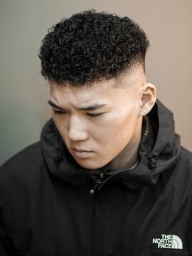 プロショップウェーブ(PRO SHOP WAVE) スペインカール/プードルパーマ/メンズパーマ/ニュアンスパーマ