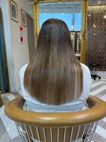 ロンドアベニール 北千住(Lond avenir)&nbsp;オリーブグレー/韓国風巻き/レイヤーカット/髪質改善/縮毛矯正