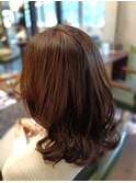 フォギーベージュxカーキアッシュブラウンのレイヤースタイル