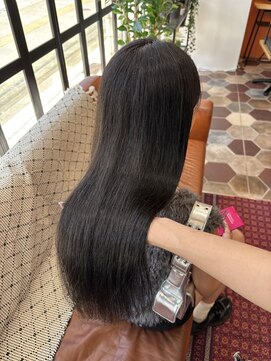 オリーブグレー