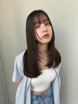 トリッカバルコニー ハヤマ(tricca Balcony Hayama)&nbsp;ロングレイヤー/顔まわりレイヤー/小顔カット