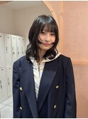 抜け感レイヤーの大人カジュアルミディ
