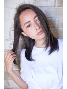 ロンド ルージュ 銀座店(Lond rouge) 【佐藤詩穂】ナチュラルストレートの縮毛矯正