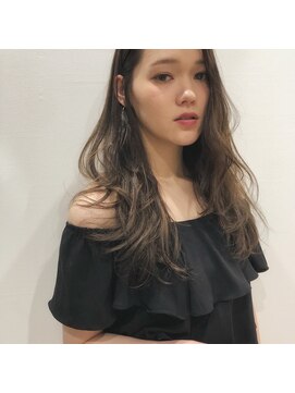 ブリンク(blink) 〈blink〉ミルクティーグレージュ