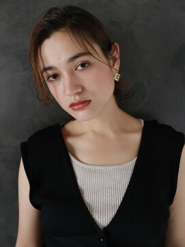 ザビー(THE B) 本八幡×外ハネ＆ウェットがおしゃれなくびれヘア