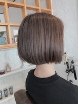 コズ(Co’z)&nbsp;大人ハイライト★あごラインボブ★ラベンダーアッシュ