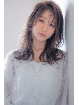 エルフォ(elfo) 【elfo】透けバングが可愛いロングパーマスタイル