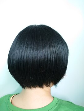 ヘアジーナ(Hair Jina) 簡単スタイリング☆ショートボブ