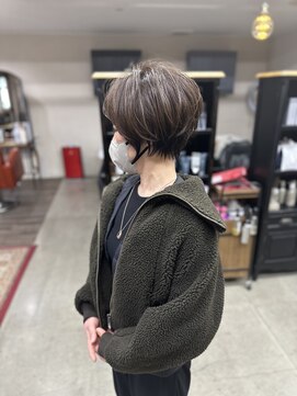 モニュメント(Monument) 大人フェミニンショート