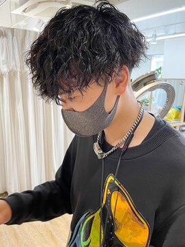 ネオリーブ クーロ メゾン 横浜(Neolive curro Maison) 波巻きスパイラル×ツイストニュアンスパーマ[メンズ]