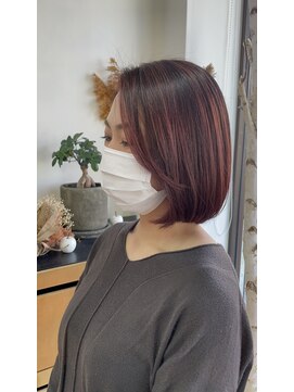 ノア(noa.) 筋感を楽しむ白髪ぼかしピンクカラー