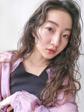 アム(amu) ロングパーマ/ゆるウェーブ