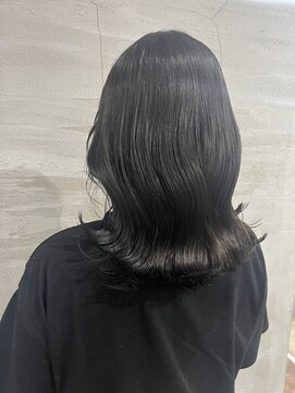 ヘアアンドビューティー クローバー(Hair&Beauty Clover) オリーブカラー/アッシュオリーブ