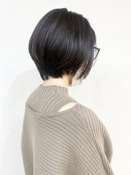 モリオ フロム ロンドン 成増店 【morio成増/一戸】大人可愛いくびれショートボブ