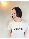 顔周りにデザインを☆前上がりショートBob