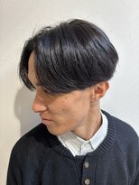 グラフ 立川(Graph.)&nbsp;センターパートニュアンスツーブロックメンズパーマ