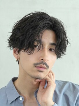 フィフスパーク(fifth PARK) S字のカールが人気のセンターパート×波巻きスパイラルパーマ