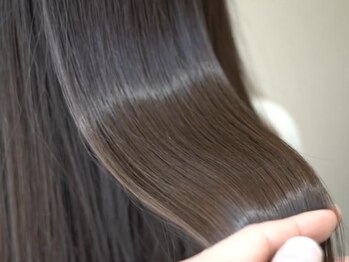 ブルーイングリーン(Blue in Green)の写真/感動の指通りをご体感ください!髪質改善,エイジングケアは実力派スタイリストが揃うBlue in Greenにお任せ*