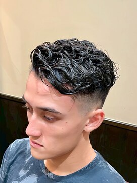 ヒロギンザ 新橋日比谷口店(HIRO GINZA) パーマ×フェード