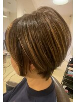 アナログノイ(analog noi) ショートボブとハイライト