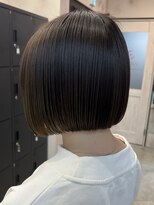 エルフレームバイワンラヴェスト(L'FLAME by one Lovest)&nbsp;【ぷつっとラインが映える、艶コンパクトボブ/長野駅前