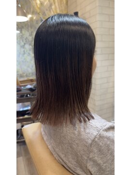 ルスト 成増店(Lust) 伸ばしかけ外はねヘア