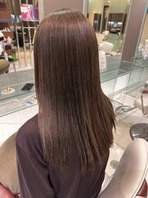 アース コアフュールボーテ 北小金店(EARTH coiffure beaute) 透明感あふれる白髪ぼかしカラー