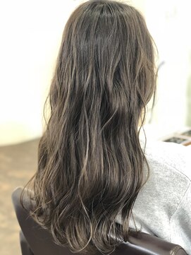 アリア トータルビューティー(Aria total beauty) ハイライトグレージュ