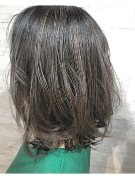 リア(li'a) ハイライトグラデーション＠ケアブリーチ   グレージュ