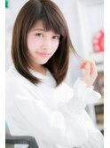 オリーブグレージュ斜めバング小顔ストレートc1