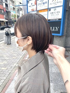 アンビエンテ(ambiente) ボブ　簡単スタイリング　耳掛け【坂根】