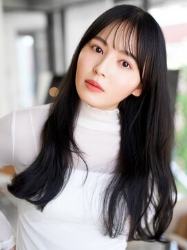 レノラ 本町(LENORA) ☆フェミニンロング大人かわいいぱっつん前髪レイヤーカット小顔