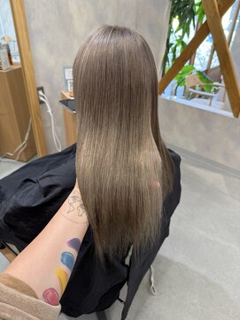 オムネス(omnes) 『beige』