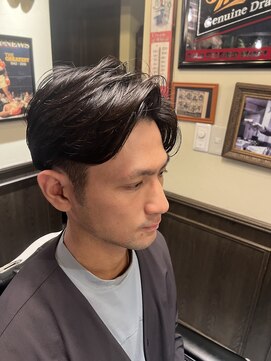 バレス 田町(BALES) ナチュラル七三スタイル