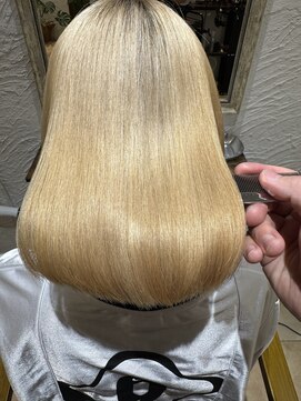 アマレット(Amaretto) ブリーチ縮毛矯正×髪質改善トリートメント