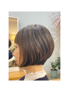 サイイン(saiin) ハイライトショートボブ